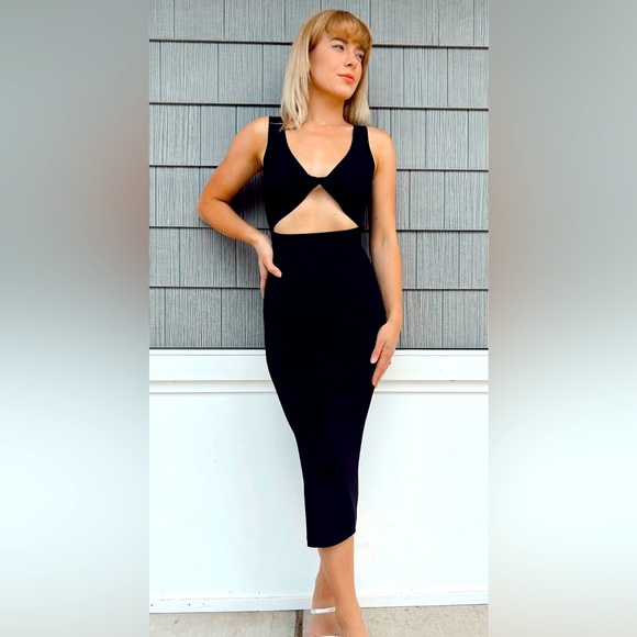 Olivaceous Dresses & Skirts - Olivaceous Ribbed Black Sleeveless Bodycon Cutout Midi Dress - S
